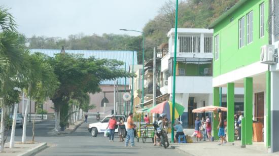 Las autoridades del cantón Sucre, en Manabí, suspendieron, este 26 de diciembre, los actos públicos por fin de año, debido al incremento de los actos violentos. 