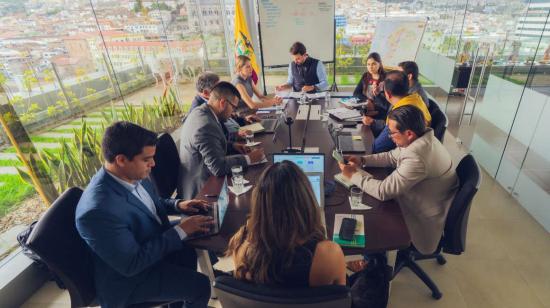 Una reunión en el Ministerio de Turismo, en diciembre de 2023.