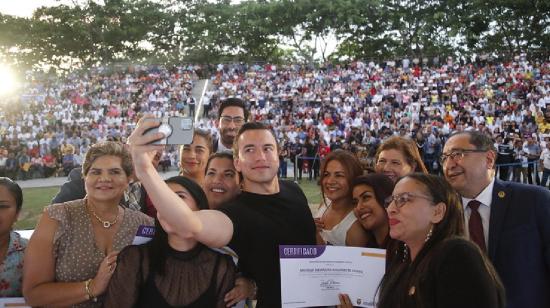 El presidente, Daniel Noboa, posa para un autorretrato en Manabí, el 4 de enero del 2024.