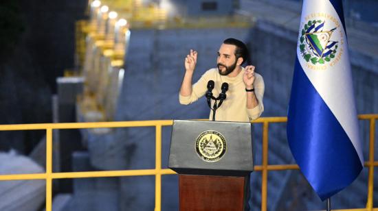 El presidente de El Salvador, Nayib Bukele, durante la inauguración de una hidroeléctrica, en octubre de 2023.