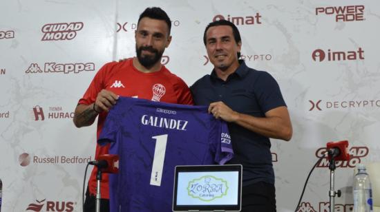 Hernán Galíndez en su presentación con Huracán, 8 de enero de 2023.