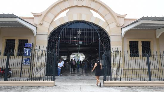 Al menos 53 mercados de la red municipal de Guayaquil reactivaron la atención al público el 11 de enero de 2024.