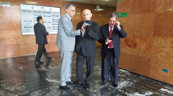 Frank Vargas Pazzos estuvo en la Asamblea junto al capitán (sp), John Maldonado; y el teniente (sp), Alfredo Pin. 