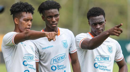 Los jugadores de la Selección Sub 23, durante un entrenamiento en Quito, el 16 de enero de 2024. 