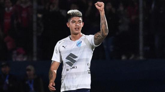 Bolivia's midfielder Gabriel Villamil (C) celebrates with teammates after scoring a goal during the Venezuela 2024 CONMEBOL Pre-Olympic Tournament Group A football match between Venezuela and Bolivia at the Brigido Iriarte stadium in Caracas, on January 20, 2024. (Photo by Federico Parra / AFP)