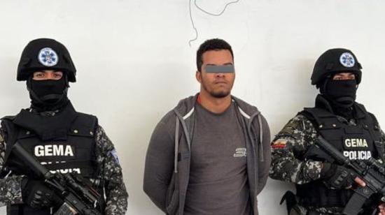 La Policía de Ecuador detuvo a Carlos Landázuri, alias 'El Gringo', líder del Frente Oliver Sinisterra.