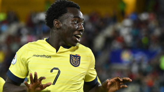 Yaimar Medina celebra un gol con Ecuador en el Preolímpico de Venezuela, el 23 de enero de 2024.