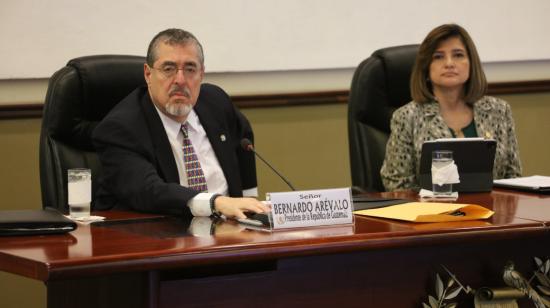 El presidente de Guatemala, Bernardo Arévalo, en una reunión del gabinete, el 24 de enero de 2024.