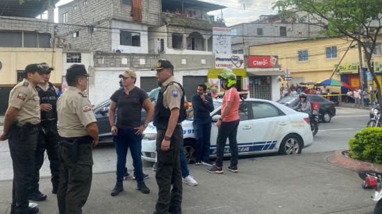 Imagen referencial de varios Policías en un operativo en Guayaquil, el 25 de enero de 2024.