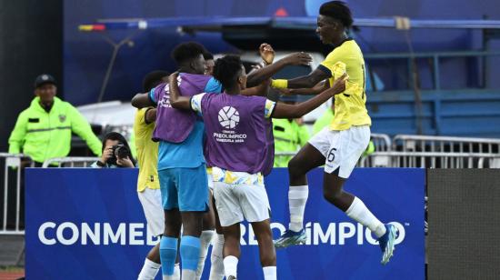 Allen Obando celebra su gol ante Bolivia, este 26 de enero de 2024.