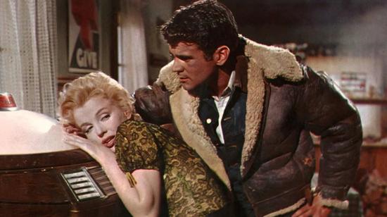 Don Murray y Marilyn Monroe, en una escena de 'Bus Stop'. 