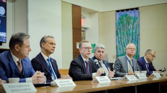 Embajadores de Países Bajos, Estados Unidos, Reino Unido, Alemania y Bélgica el 5 de febrero de 2024.