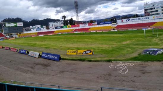 Vista panorámica del estadio Alejandro Serrano Aguilar, en Cuenca.