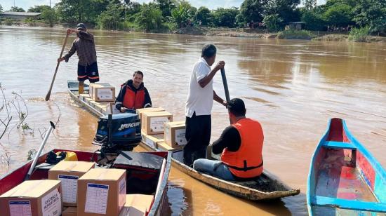 Desbordamiento del río Catarama, en el cantón Urdaneta, Los Ríos, el 9 de febrero de 2024.