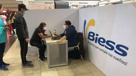 Imagen referencial de un stand del Biess en una feria en 2023. 