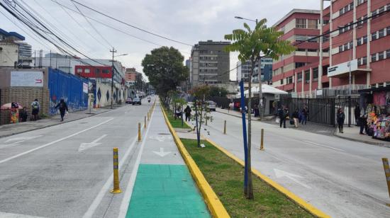 Imagen de la avenida Cristóbal Colón, en el centro norte de Quito, el 26 de febrero de 2024