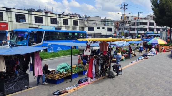 Comerciantes informales en el Comité del Pueblo, el 7 de marzo de 2024.