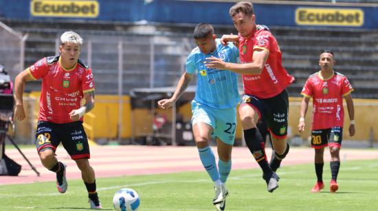 Universidad Católica y Deportivo Cuenca en el partido de la Fecha 3 de la LigaPro, 17 de marzo de 2024.