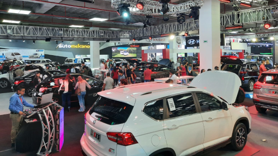 Imagen referencial de exhibición de carros en la feria Automundo 2022, en Quito. 