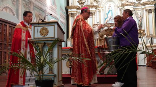 Fieles celebraron el domingo de Ramos en Cuenca, el 24 de marzo de 2024.