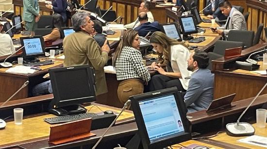 Los asambleístas en el segundo debate de la ley para el fortalecimiento del turismo.