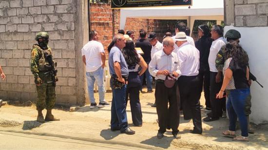 Velación de la alcaldesa de San Vicente en la casa de sus padres en la parroquia Canoa, de San Vicente, el 26 de marzo de 2024.