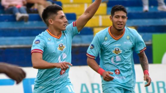 Lautaro Disanto celebra su gol, en el partido de Libertad ante Técnico Universitario, el 30 de marzo de 2024.