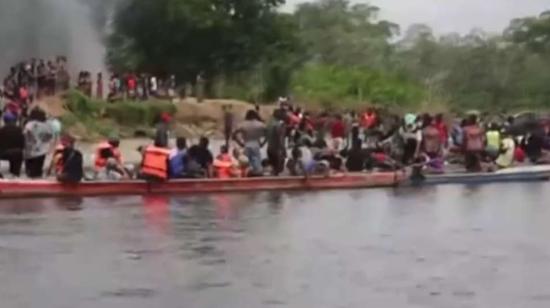 Migrantes cruzan la región de El Darién, entre Colombia y Panamá. Video del Ministerio de Seguridad de Panamá. 31 de marzo de 2024