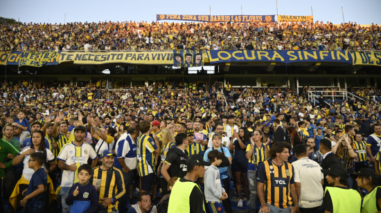 La hinchada de Rosario Central en una de las tribunas del estadio Gigante de Arroyito, el 4 de abril 2024.