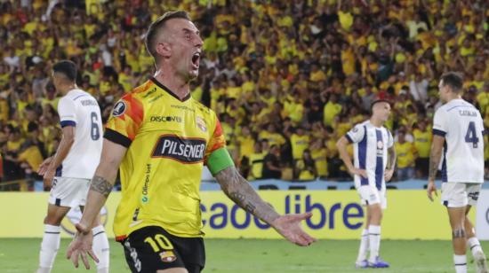 Damián 'Kitu' Díaz celebra su gol en el partido de Barcelona SC ante Talleres por Libertadores, el 10 de abril de 2024.