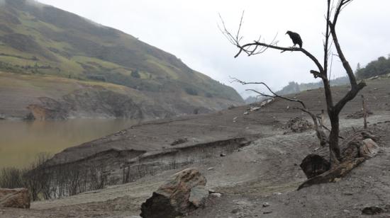 Embalse de Mazar, en Azuay, 17 de abril de 2024. 