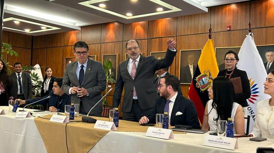 El presidente de la Asamblea, Henry Kronfle, espera que la idea de crear una comisión especial, tenga respaldo.