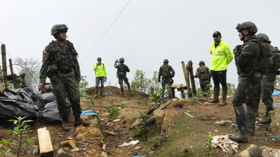 Militares y policías realizando patrullaje en la zona de La Merced, Imbabura. 11/03/2021