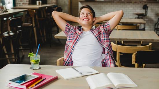 estudiante-feliz