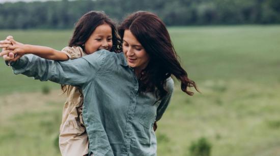 Paseo madre e hija