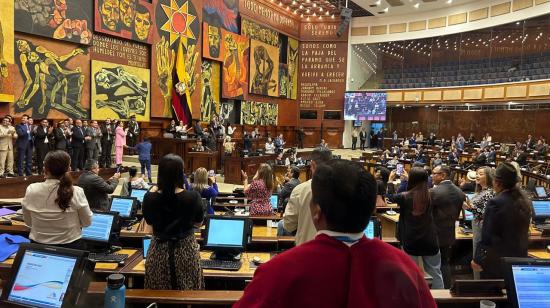 Los asambleístas celebraron junto a los prefectos y alcaldes la aprobación de la reforma.