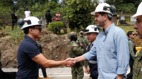 El presidente Daniel Noboa y el ministro Roberto Luque en Santo Domingo, el 29 de abril de 2024.