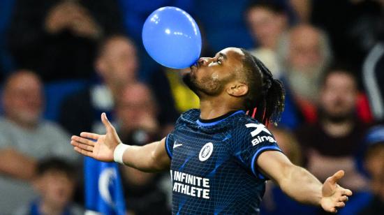 Christopher Nkunku celebra su gol ante el Brighton, por Premier League, este 15 de mayo de 2024.