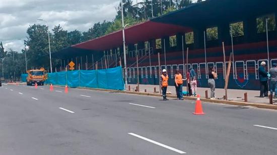 Las obras de demolición de la Tribuna De Los Shyris empezaron en Quito el 20 de mayo de 2024.