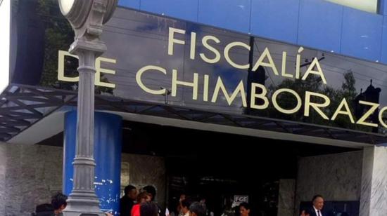 La Fiscalía de Chimborazo investiga la muerte de un bebé en una escuela de Riobamba, el 21 de mayo de 2024.