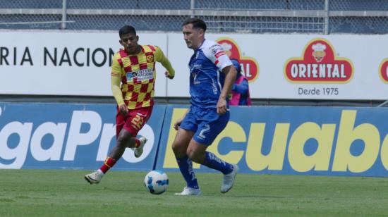 Jugadores de Aucas e Imbabura en el partido de  la Fecha 15 de la LigaPro, 1 de junio de 2024.