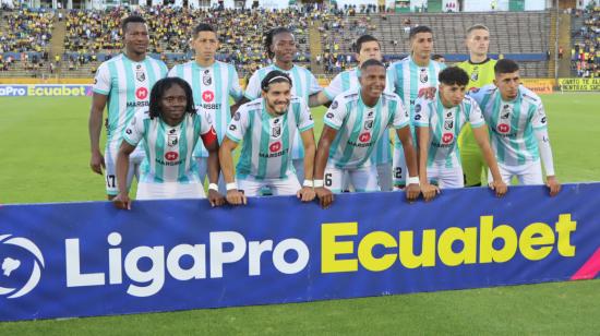 Jugadores de Cumbayá, durante un partido de LigaPro, el 19 de mayo de 2024.
