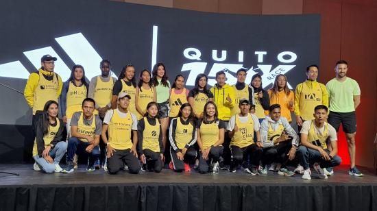 Los atletas élite de la Quito 15K Race 2024.