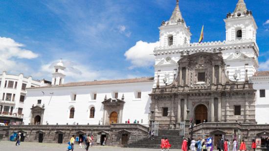 Imagen referencial de una mañana soleada en Quito.