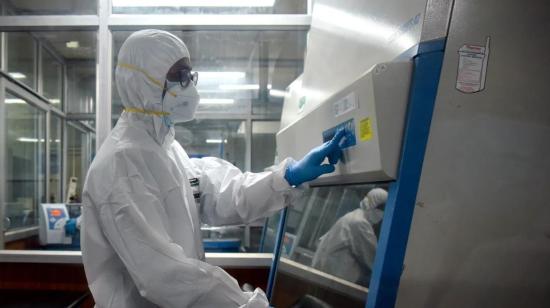 Vista de un laboratorio de investigación médica, en una fotografía de archivo.