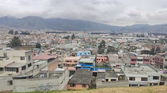 Imagen de varias casas del sur de Quito, el 7 de junio de 2024.