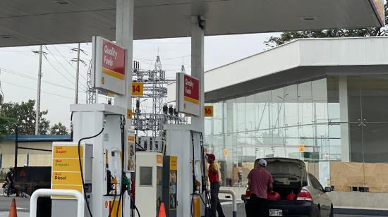 Imagen referencial de una gasolinera en la vía a Daule, Guayaquil, 14 de junio de 2024.