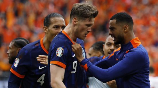 Jugadores de Países Bajos celebrando su gol ante Polonia en la Eurocopa. 16 de junio de 2024.