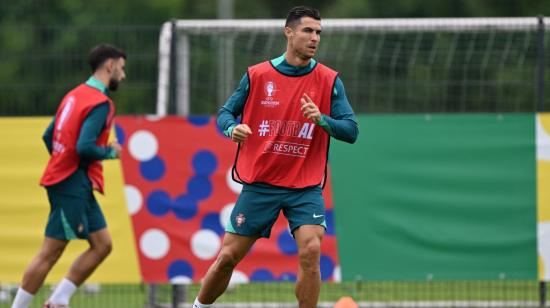 Cristiano Ronaldo durante su último entrenamiento antes de jugar ante Turquía.