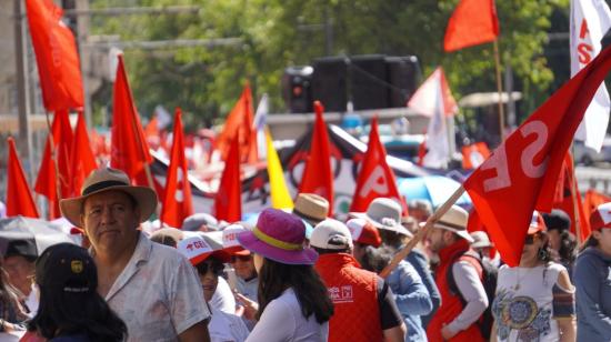 La militancia del Partido Socialista en la marcha del 1 de mayo por el Día del Trabajo.